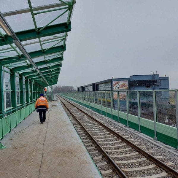 Ion Țiriac și-a făcut o gară! Trenul de Otopeni oprește la patinoarul miliardarului