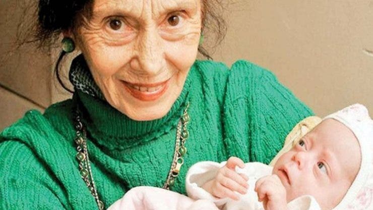 Dezvăluirile surprinzătoare ale medicului care a ajutat-o pe Adriana Iliescu la naștere