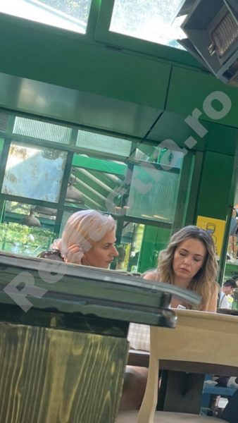 Cum au fost surprinse Lidia Buble și sora sa la un restaurant din Capitală. Care este de fapt relația dintre cele două 27 lidia buble