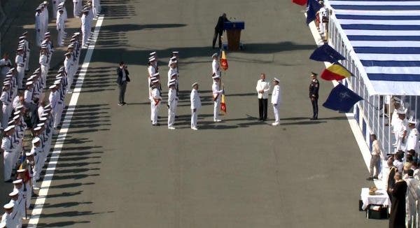 Spactacul pe mare și pe uscat de Ziua Marinei. Klaus Iohannis și Florin Cîțu participă la ceremoniile din portul militar Constanța