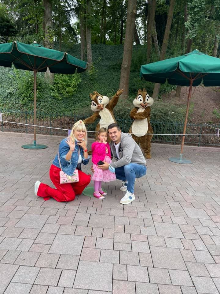 Elena Udrea cu familia