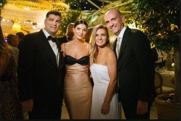 Nașa Simonei Halep a atras toate privirile la nuntă! Aceasta a purtat o rochie bodycon