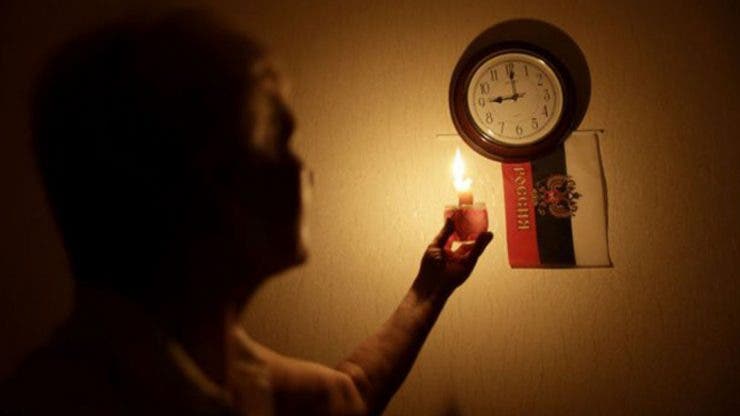 90 de familii dintr-un bloc din Capitală au rămas fără curent electric de două luni