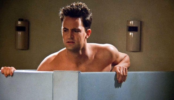 Cum a ajuns să arate Matthew Perry! Actorul este total schimbat