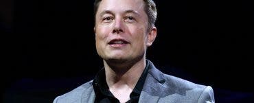 Elon Musk îşi poate testa cipurile pe oameni! Compania Neuralink a obținut aprobarea de a selecta pacienți cu paralizie