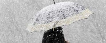 Vreme rea cuprinde România! ANM, avertisment de ninsori și viscol puternic