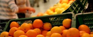 Carrefour retrage 12 tone de portocale
