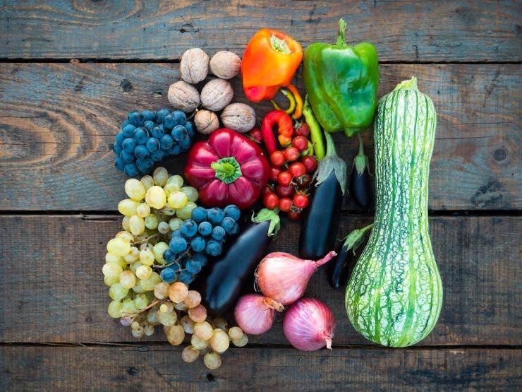 Secretul celor mai gustoase și sănătoase legume! Ce ingrediente banale din bucătărie trebuie să pui la rădăcină pentru a avea cea mai bogată recoltă 