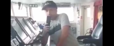 Discuția dintre o navă rusească și una georgiană