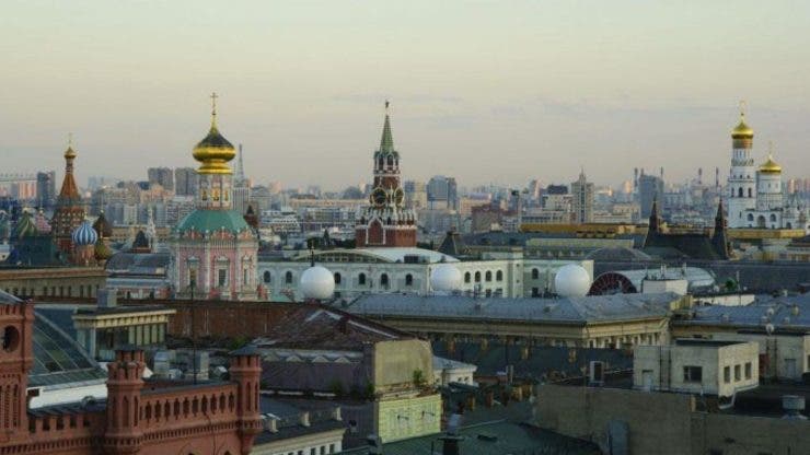 Mai multe bănci rusești au fost tăiate de la SWIFT.