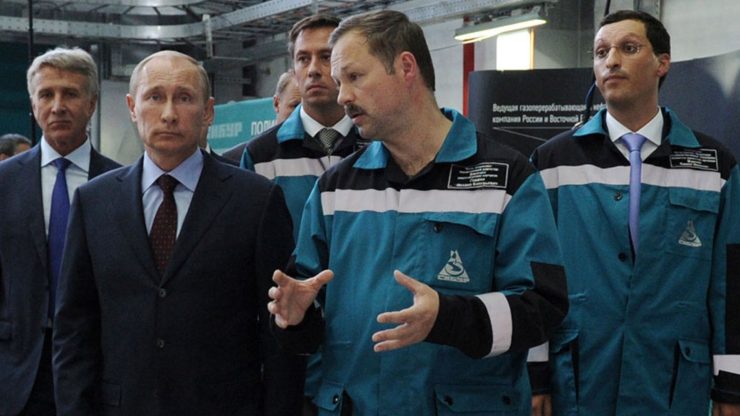 Cum l-a pedepsit Putin pe ginerele lui, după ce a înșelat-o pe fiica sa cea mică. Sharmalov a plătit un preț imens 25 Cum l-a pedepsit Putin pe ginerele lui, după ce a înșelat-o pe fiica sa cea mică.