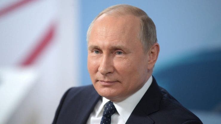 Vladimir Putin, declarat inapt de KGB