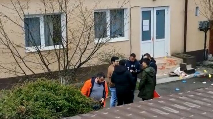 Caz șocant în Brașov. O femeie a fost înjunghiată de soțul ei, în fața unei grădinițe 25 Caz șocant în Brașov