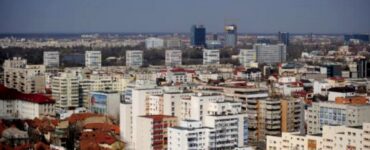 O româncă vrea 10 lei taxă de vizionare pe garsoniera pe care o vinde