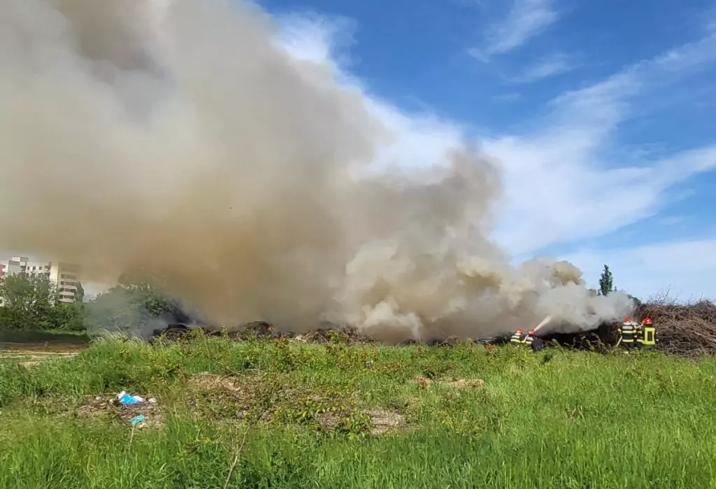 Incendiu de proporții în Parcul Grozavești! A fost emis mesaj Ro Alert 26 bucuresti