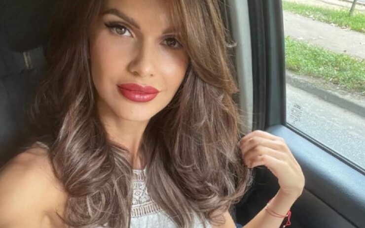 Ea e mama care s-a aruncat cu copiii în brațe de la etaj în Timișoara 25 mama timisoara