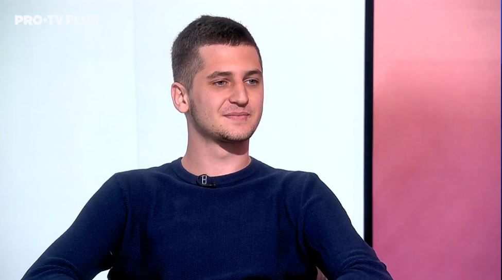 Cum arată și cu ce se ocupă fratele Elenei Chiriac, Teodor? Ce a făcut pentru sora sa cât a fost plecată 26 elena chiriac survivor romania