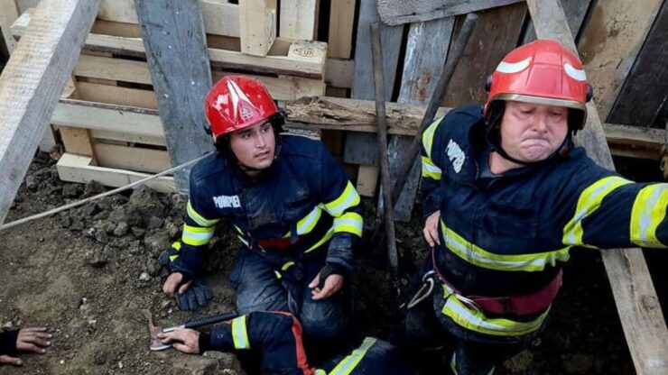 Cine e muncitorul care a murit îngropat de viu, în localitatatea Castelu. Urma să se însoare în toamnă 25 Cine e muncitorul care a murit îngropat de viu, în localitatatea Castelu. Urma să se însoare în toamnă