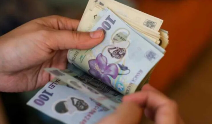 Vești bune pentru o categorie de români. Se măresc salariile cu 40%. Anunțul făcut de Ministrul Educației 25