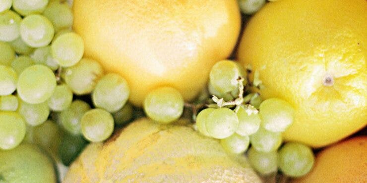 Experiment: fructe și legume de la piață sau din magazin? Care dintre ele sunt mai sănătoase