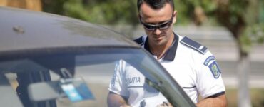 Un bărbat din Maramureş a sunat la 112 pentru a anunţa că o femeie s-a urcat beată la volan. Era logodnica sa