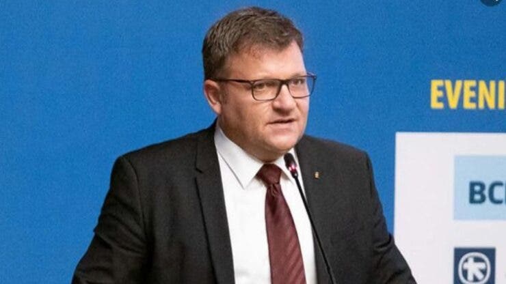 Vești importante pentru români. Pensiile vor crește, dă asigurări Marius Budăi, ministrul Muncii. Ce se întâmplă și cu salariul minim