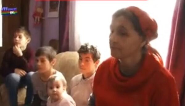A fost însărcinată în fiecare an, în ultimii 20 de ani. Acum are 20 de copii și cea mai numeroasă familie din România 28