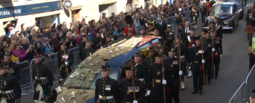 procesiunea religioasa a reginei elisabeta