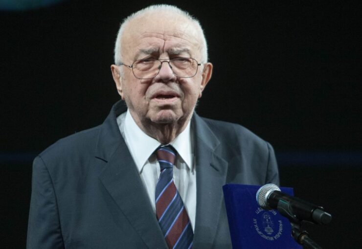 Alexandru Arșinel a ajuns de urgență pe mâna medicilor. Ce se întâmplă cu actorul FOTO 25 Alexandru Arșinel