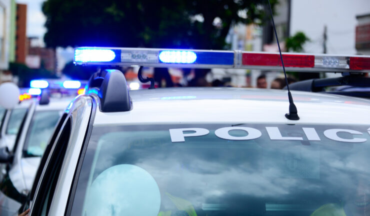 Să vezi și să nu crezi! Ce au putut să facă doi polițiști în casa unei femei, în timp ce aceasta se afla la spital 25