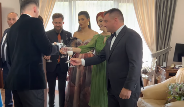 Cum arată casa în care Geta Sterp va locui cu soțul ei, Sebastian. Socrii ei sunt tineri și foarte înstăriți 29