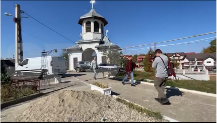 Sicriul cu trupul lui Nosfe a fost depus la biserică! Fanii au remarcat o coincidență sumbră! 26 sicriu