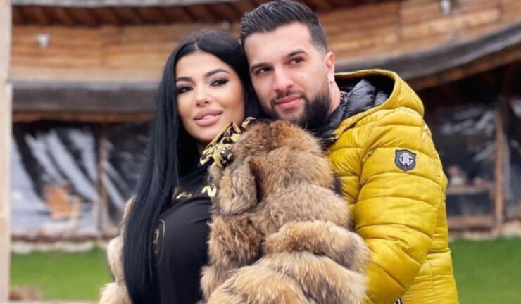 Tzanca Uraganu și Marymar, prezenți la moaștele Sfintei Parascheva. Cum s-au fotografiat cei doi 25