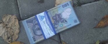 Un tânăr a găsit un teanc de bani trântit în mijlocul drumului. Surpriză colosală când a vrut să-i numere
