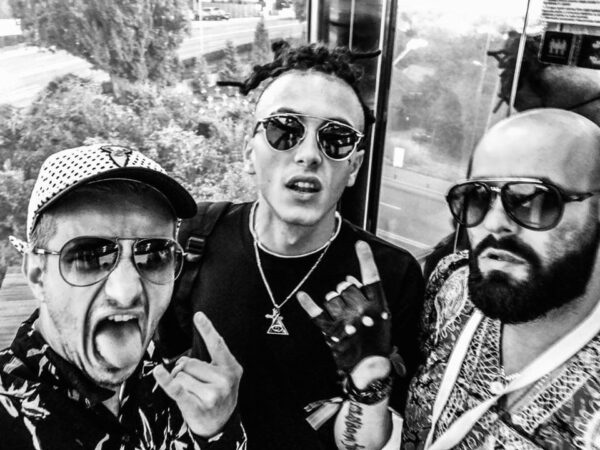 Familia și fanii își iau adio de la Nosfe. Artistul este înmormântat 28 killa-fonic-satra