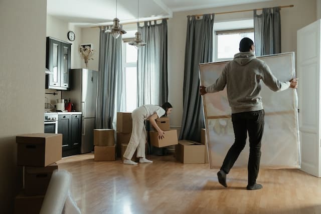 Renovezi și nu știi unde să depozitezi temporar mobila? 25