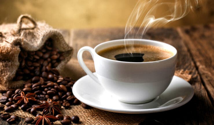Ingredientul care trebuie neapărat adăugat în cafea pentru efecte miraculoase
