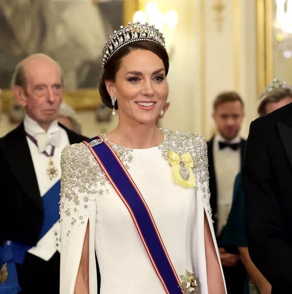Cât costă rochia purtată de Kate Middleton la prima apariție în calitate de Prințesă de Wales. Detaliul care a amintit de Lady Di