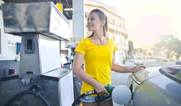 Șoferii vor plăti mai mult pentru benzină și motorină. Ce se întâmplă de la 1 ianuarie 2023