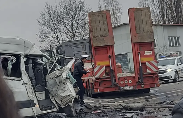 Accident devastator în Dolj! Două persoane au murit, iar alte trei sunt în stare gravă 25 accident dolj