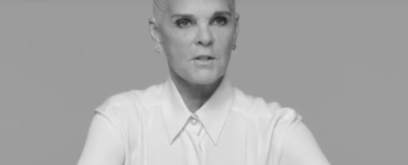 Celebra actriță din filmul „Love story" a ajuns imaginea casei Chanel, la 80 de ani. Mulți români o idolatrizează