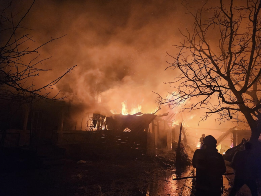 Gospodării arse din temelii în Vrancea