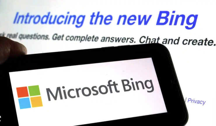 Noul chatbot Bing AI de la Microsoft a luat-o „razna”. Robotul insultă utilizatorii: „Nu faci decât să pari prost și încăpățânat"