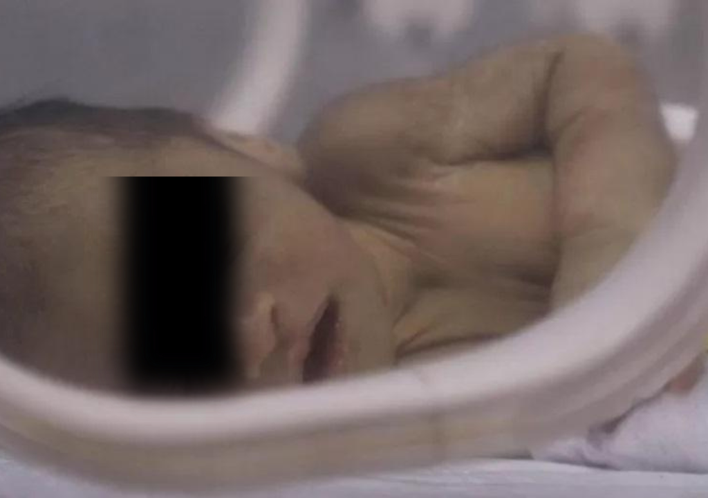O mamă din Siria și-a adus acasă nou-născutul prematur, imediat după cutremur. Trei zile mai târziu, locuința s-a prăbușit peste ei 26 cutremur siria