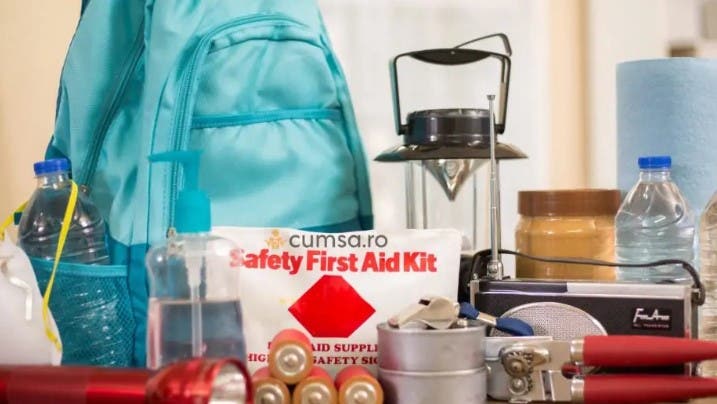 Ce trebuie să conţină trusa de supravieţuire. Te poate salva în caz de cutremur sau altă calamitate
