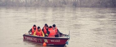 Cod roșu de inundații pe râul Bega! Peste 60 de elevi și profesori dintr-o școală au fost evacuați