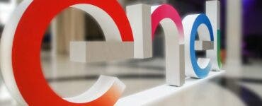Enel vinde activele din România! Ce se întâmplă cu toți clienții companiei