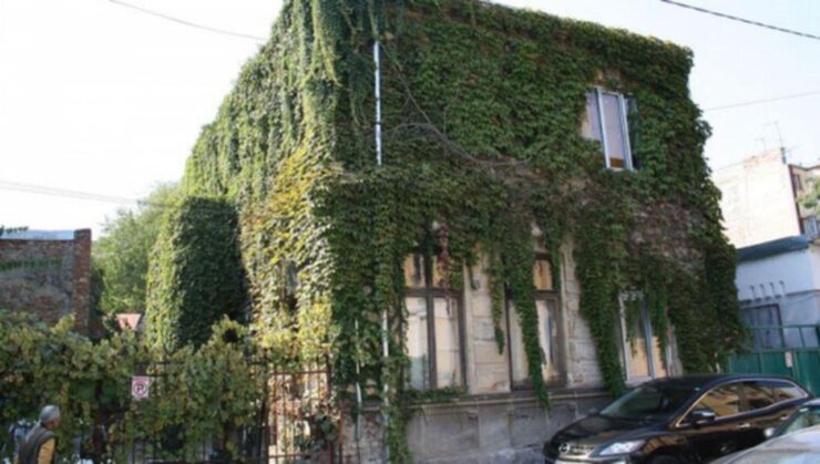 „Casa Diavolului" din București, locuința care ascunde o poveste tulburătoare. Misterul nedeslușit de mai bine de un secol 25 casa diavolului