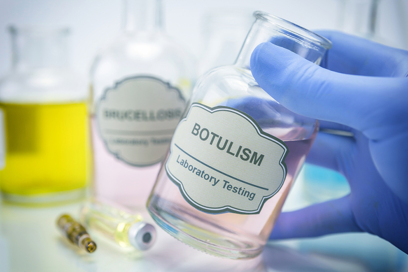 persoane care sufera de botulism