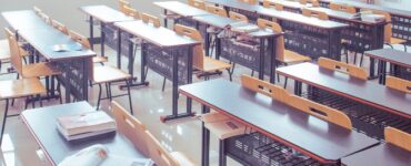 Câți bani primește acum un profesor care corectează lucrările la examenele de Bacalaureat și evaluarea națională, după greva generală de amploare încheiată